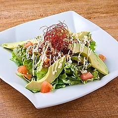 牛肉とアボカドの和風サラダ