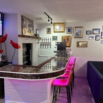 おしゃれなバーカウンターもございます◎