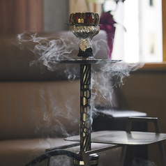 ゆったりソファで、深まる夜の会話