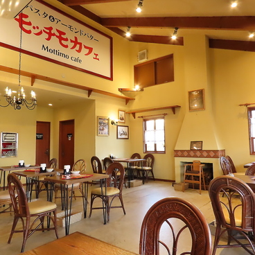 モッチモカフェ 姫路飾磨店の雰囲気1