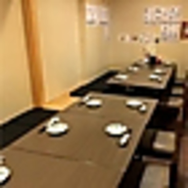 神戸三宮 魚寅 うおとらの雰囲気1