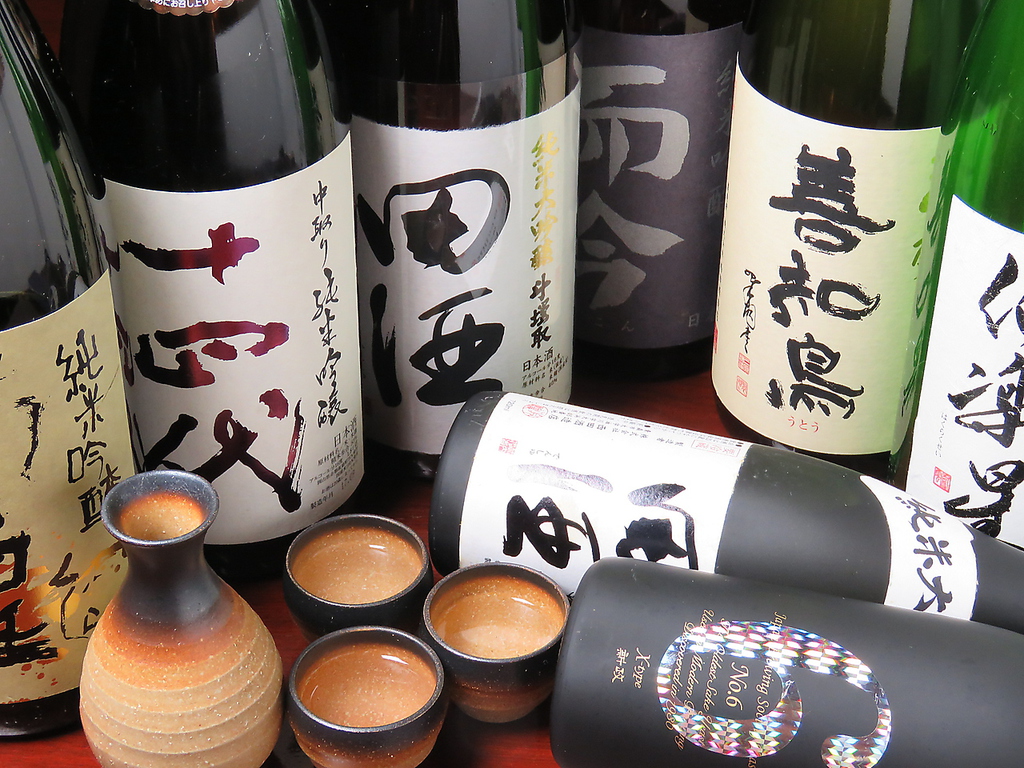 全国各地の銘酒を、店主自ら選りすぐり ！