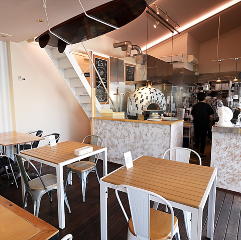 Cafe & Pizzeria Harbor ハーバー