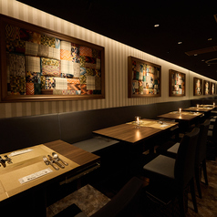 一般的なテーブル席です。2名様から最大30名様までご利用いただけます。