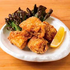 鶏もも肉の唐揚げ(4個)