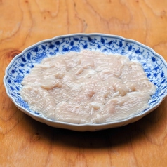 【当店自慢の看板メニュー】こころ名物てっちゃん！噛むほどに溢れ出す脂の甘みと旨味をご堪能ください◎の写真