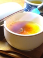 料理メニュー写真 ジロー卵で作るクリームブリュレ