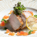 料理メニュー写真 国産豚肩ロースのグリエ 広島レモンの塩麹マリネ