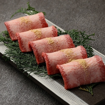 焼肉龍 難波千日前店のおすすめ料理1