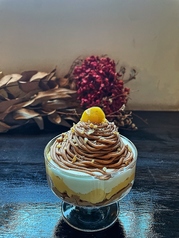 モンブランパフェの写真