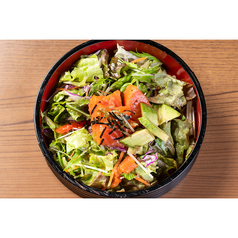 アボカドサーモンサラダ