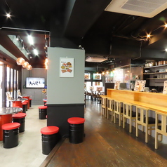 骨付きカルビ専門店 ダムラ 栄店の雰囲気3