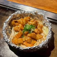 ホルモン鉄板味噌タレ焼き