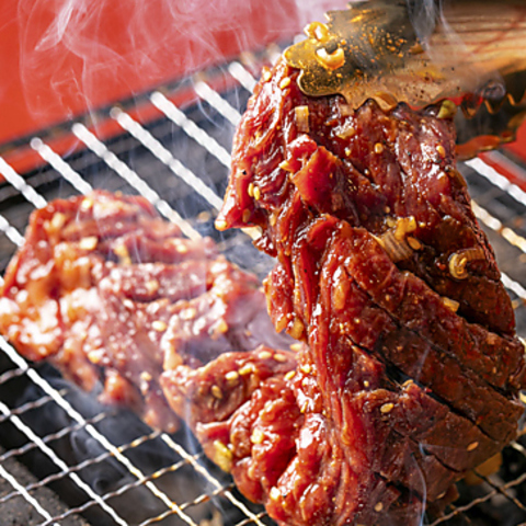 日々味付けやカット技術の向上について研究し、より美味しくお肉をお届け