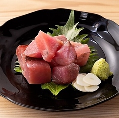 豊洲直送鮮魚ブツ刺し