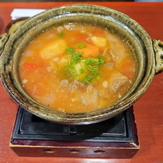 牛すじ塩トマト煮込み