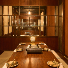 6名様個室◇コラーゲンたっぷりのもつ鍋付宴会コースは女子会に大人気。ぷりっぷりの国産牛もつは臭みがないため、『もつ』が苦手な方でもおいしくお召し上がりいただけます。お腹いっぱい食べて、お肌もぷるぷる、身も心もぽかぽかあったかく♪昼宴会ならさらにお得！ママ友会にも大人気です☆