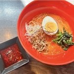 焼肉だけでなく、温麺など目玉商品を複数用意しております！