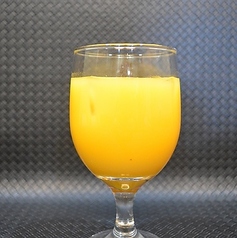 オレンジジュース、りんごジュース、グレープフルーツジュース