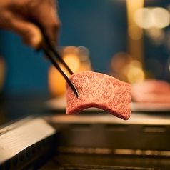 お席は2名様から38名様まで。2～4名様、5～8名様など多彩にご用意いたしております。