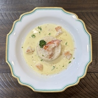 北海ホタテとロブスターのムース　ホワイトソース