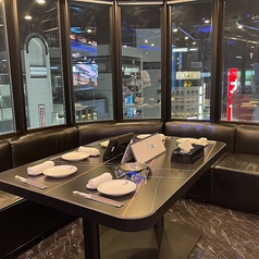 Casual Dining & Shisha bar TOP カジュアルダイニング シーシャバー トップ 9F 上野店の雰囲気1