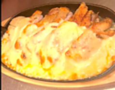鶏ハーブグリル2種チーズ掛け