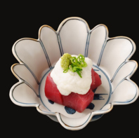 小鉢や茶碗蒸しなど多彩な一品料理も充実。