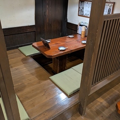 間仕切りにてお人数に応じて個室対応も可能