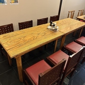 【広々としたスペースで楽しむ宴】大宴会にも対応できる広々としたお席を用意しています！会社の宴会や仲間との飲み会など、様々なシーンでのご宴会に対応可能です。貸切でのご利用も承りますので、人数やご予算などお気軽にご相談ください。