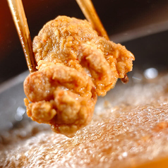 地鶏のジューシー唐揚げ