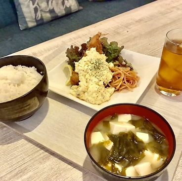 REVEUR リヴェールのおすすめ料理1