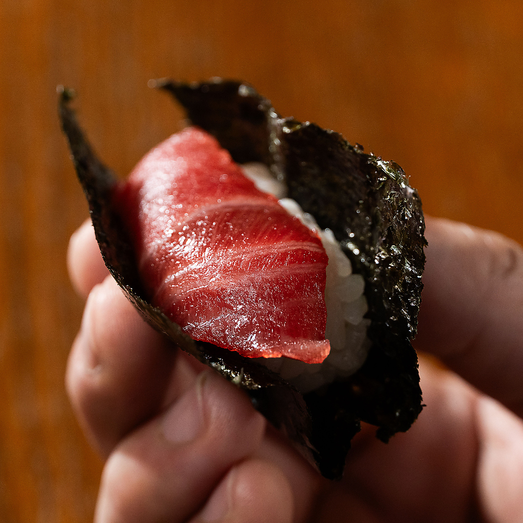 新メニュー「包み寿司」登場！仕入れにこだわったネタを食べ飲み放題で思う存分お召し上がりください