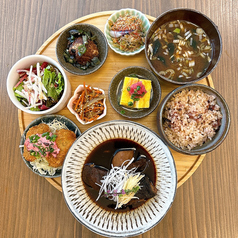 銀ダラとやまいもの美腸活煮つけ定食