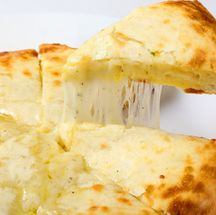 ビュッフェ一例（チーズナン）