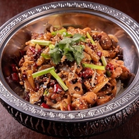 辛味と香ばしさがクセになる★四川麻辣の揚げ鶏