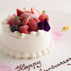 【要予約】　ホールケーキ（苺）