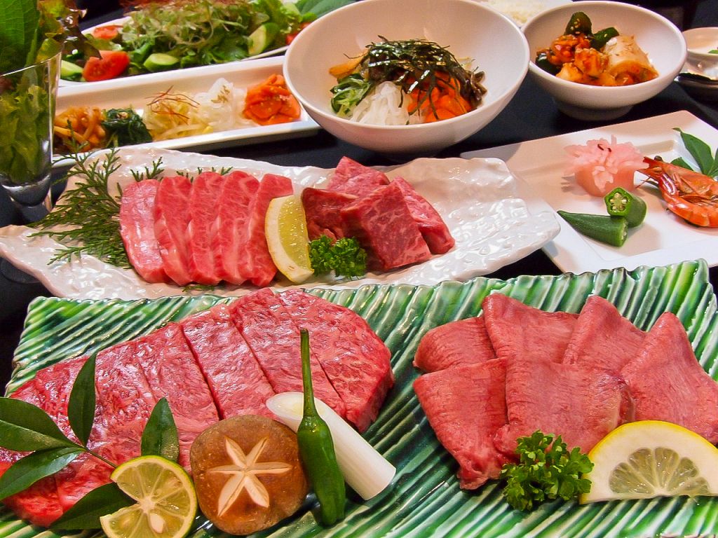 各種宴会にぴったりなコースも取り揃えております。8名様以上で無料送迎致します。