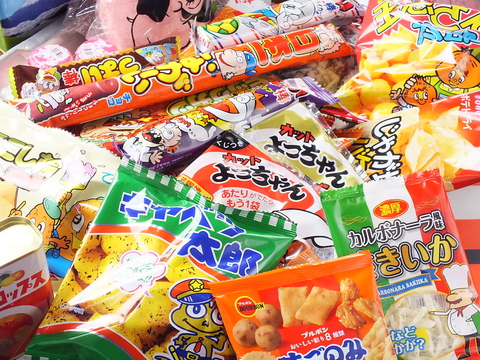駄菓子バー ワンコインで駄菓子が食べ放題？！ 📍渋谷 駄菓子バー 渋谷から