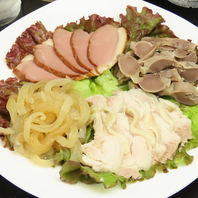 【豊富なメニューでお気に入りの一品を】