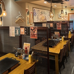 鉄板焼き居酒屋 花門亭 元町店の雰囲気2