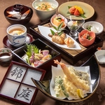 日本の四季折々の魚介お野菜等ふんだんに使いメイン料理を彩ります！メニューはご相談ください。