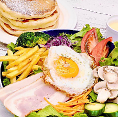 (勾当台店限定)ペイザンヌサラダ&パンケーキ
