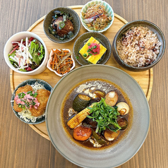 ゴロゴロ野菜の濃厚ビーフシチュー定食