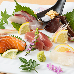あかね屋名物 地獲れ鮮魚の盛り合わせ5種