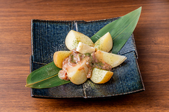 じゃがバター塩辛のせ