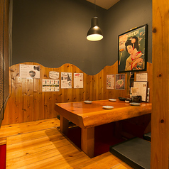 鉄板串と美味しいお酒 笑太郎 八戸ノ里 やえのさと店の雰囲気3