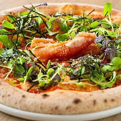 焼きたて熱々！モチモチ食感♪薪窯で焼き上げる本格ピザ