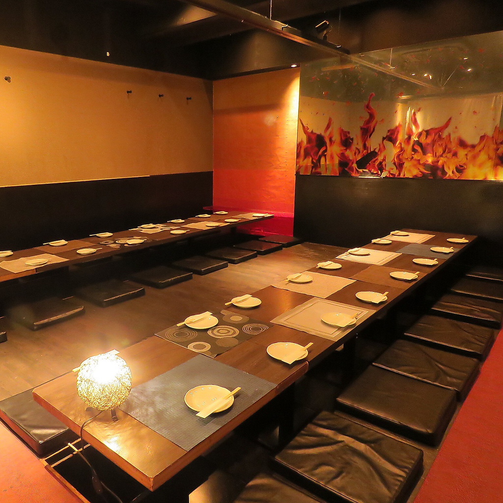 デザイナーズ空間で、名古屋コーチンや地鶏に拘った料理の数々をお楽しみ下さい。