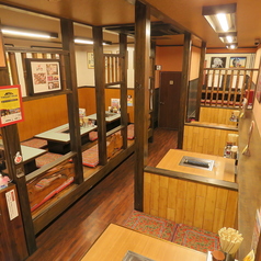 横浜の大衆焼肉 新子安駅前店の雰囲気1